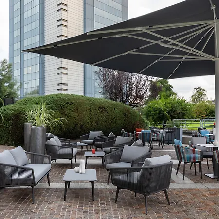 Leonardo Hotel