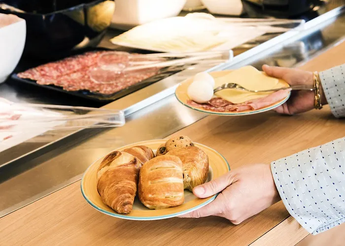 Leonardo Ξενοδοχείο 3*